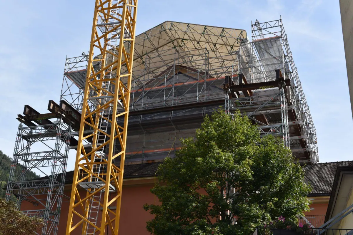 Dachstuhl Theater Uri 0