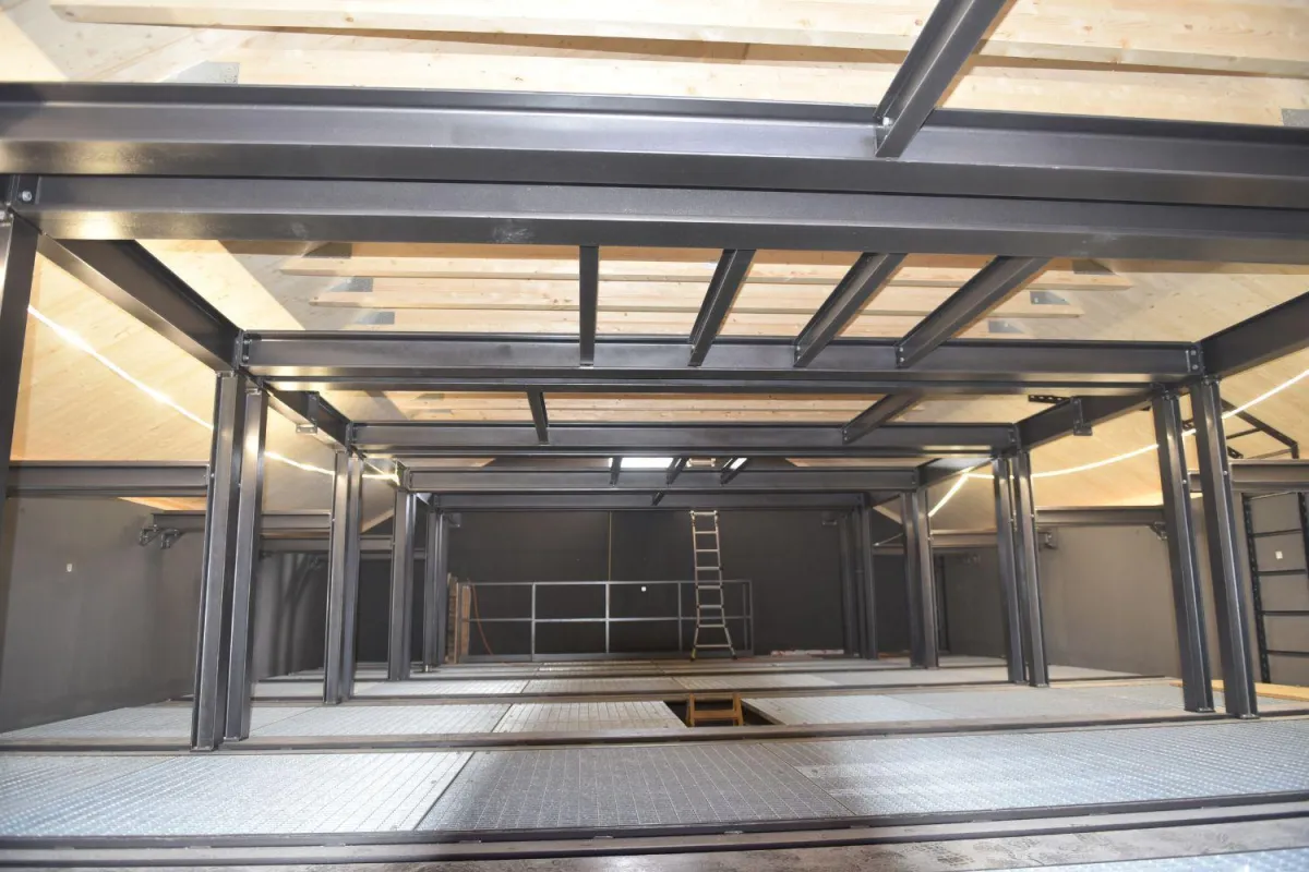 Dachstuhl Theater Uri 1